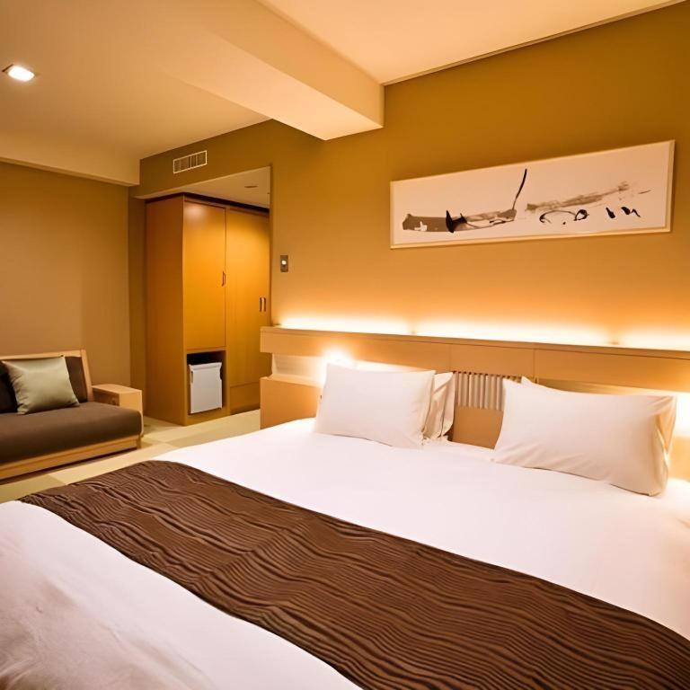 Fuefuki Spa Land Hotel Naito מראה חיצוני תמונה