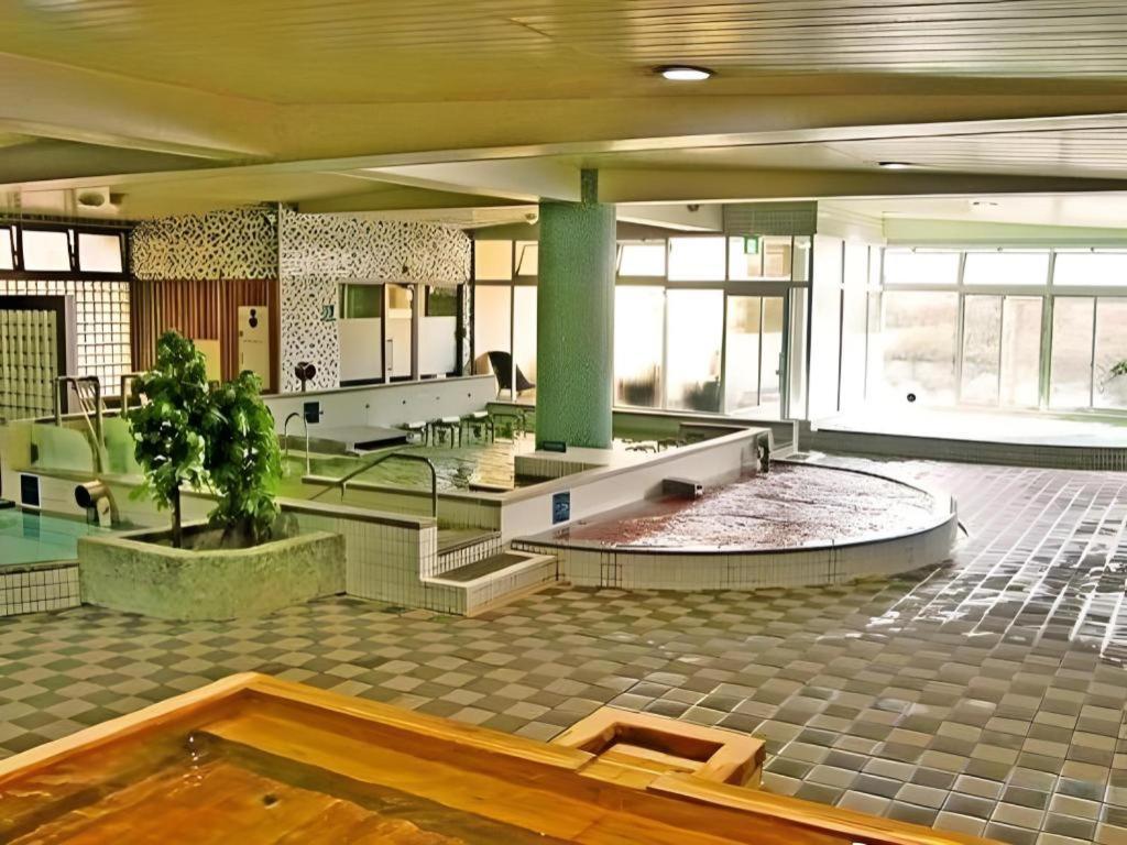 Fuefuki Spa Land Hotel Naito מראה חיצוני תמונה